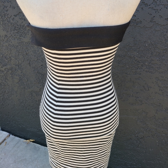 Zara black and white stripped strapless tube dress. - Picture 2 of 8